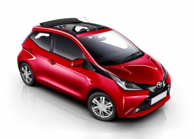 Ενοικιαζόμενο Αυτοκίνητο Toyota Aygo Automatic στη Χερσόνησο, Μάλια, Σταλίδα